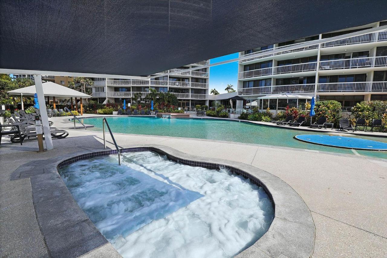 Gemini Resort Caloundra Exteriör bild