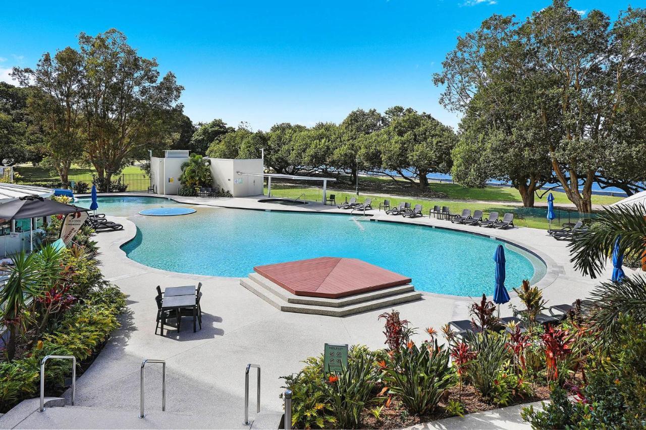 Gemini Resort Caloundra Exteriör bild