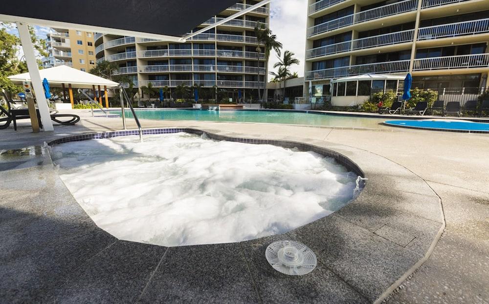 Gemini Resort Caloundra Exteriör bild
